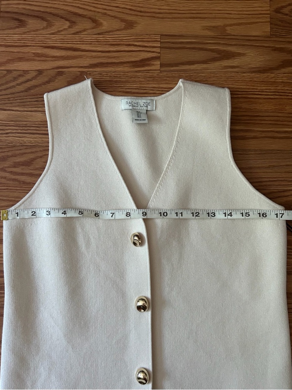 Rachel Zoe Light Cream Sleeveless Button Front Knit Vest Top - Picture 6 of 8